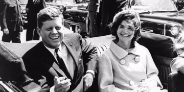 اغتيال الرئيس السابق جون كينيدي تحت ظروف غامضة عام 1963(john f kennedy)